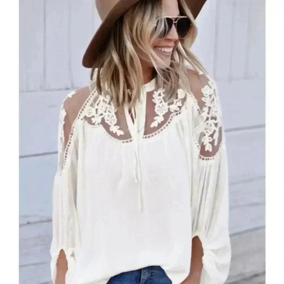 Ivory lace blouse - Picture 1 of 9